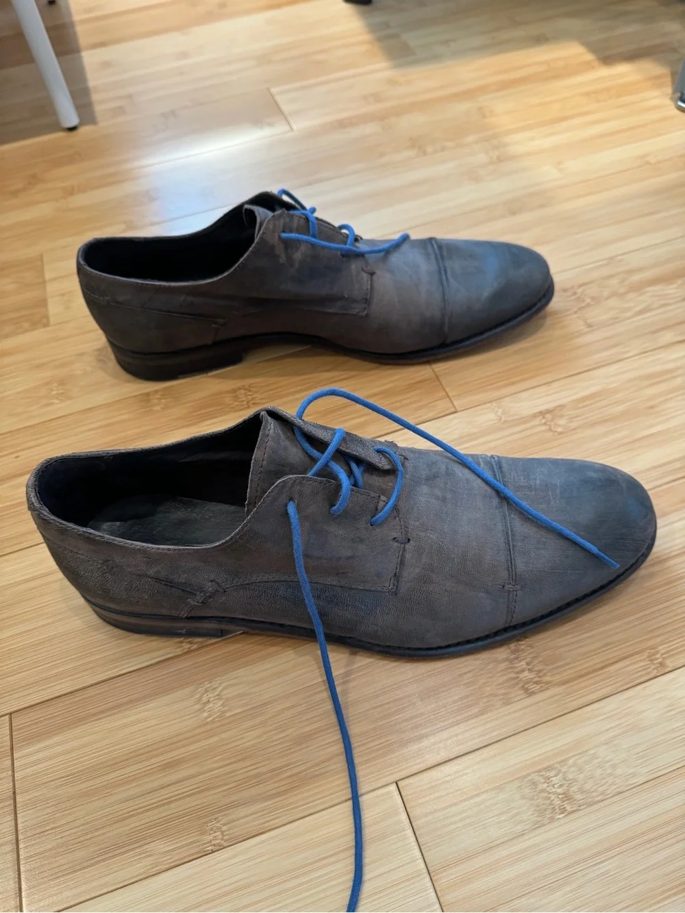 John Varvatos U.S.A. Distressed Brown Leather Cap Toe Oxfords - Size 10